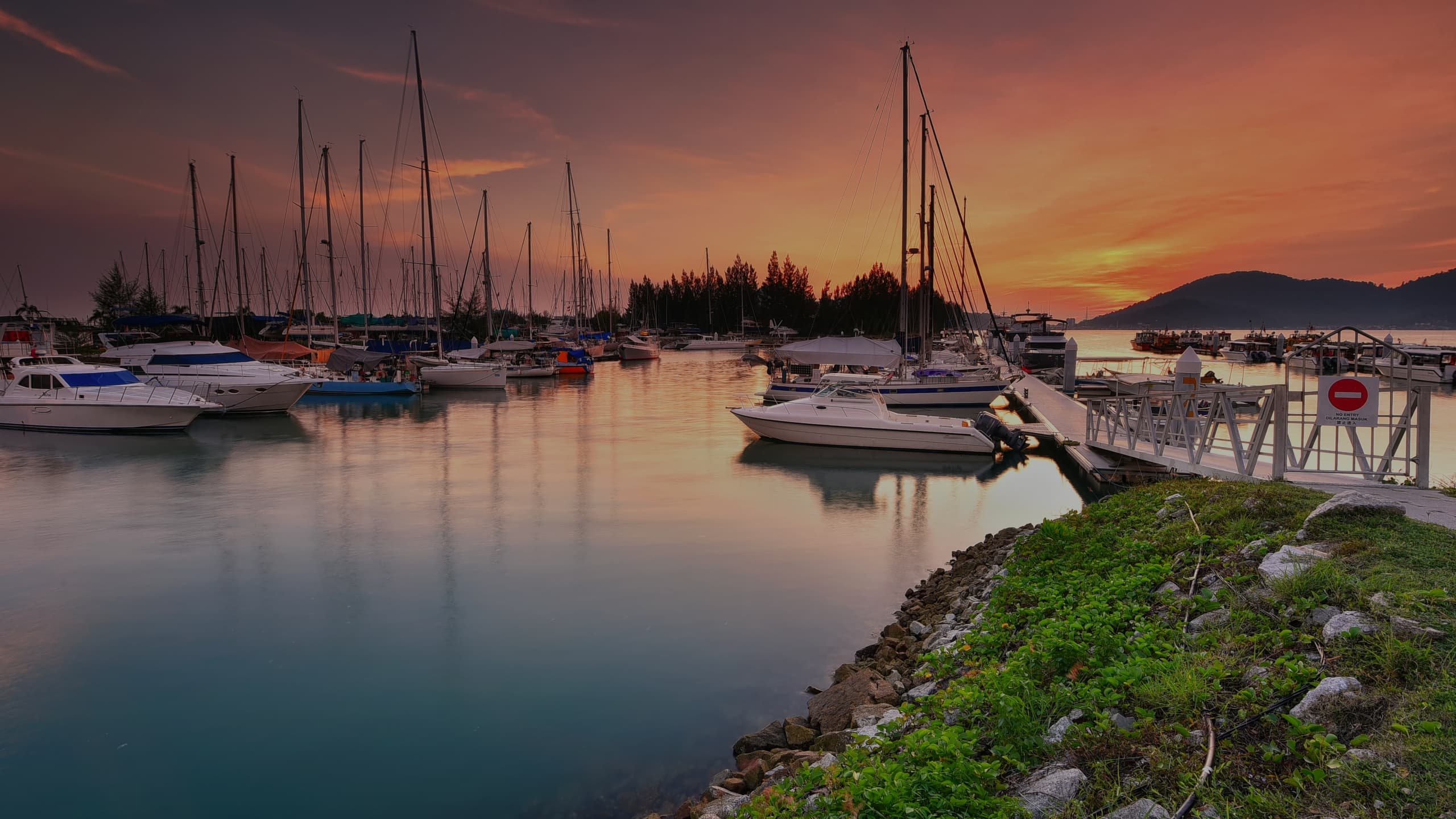 catamaran yacht club sheerness